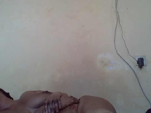 Sexydove's BongaCams show and profile