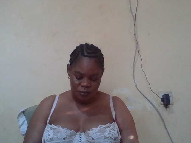 Sexydove's BongaCams show and profile