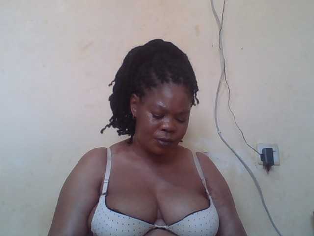 Sexydove's BongaCams show and profile