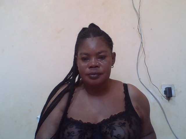 Sexydove's BongaCams show and profile