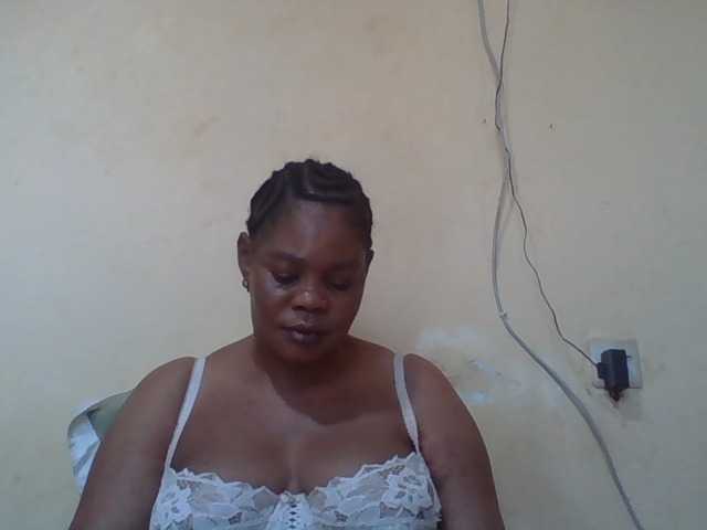 Sexydove's BongaCams show and profile