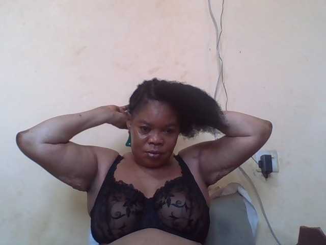 Sexydove's BongaCams show and profile