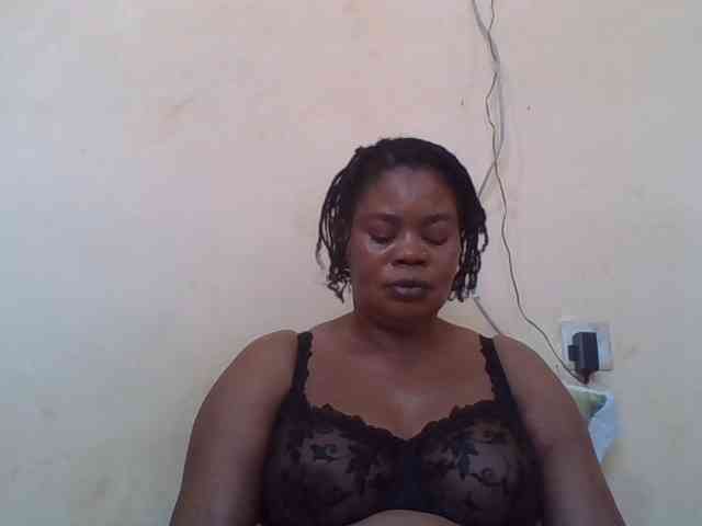 Sexydove webcam