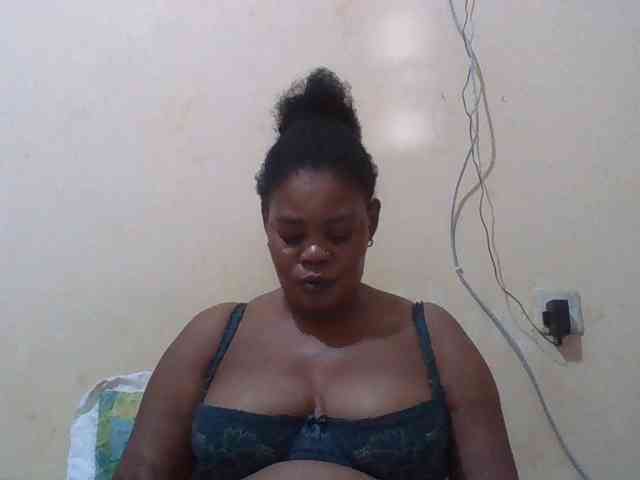 Sexydove webcam
