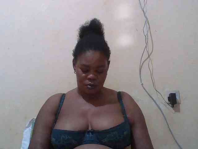Sexydove webcam