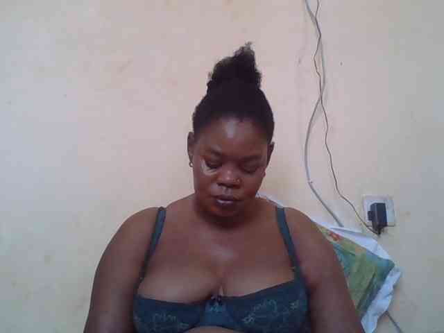 Sexydove webcam
