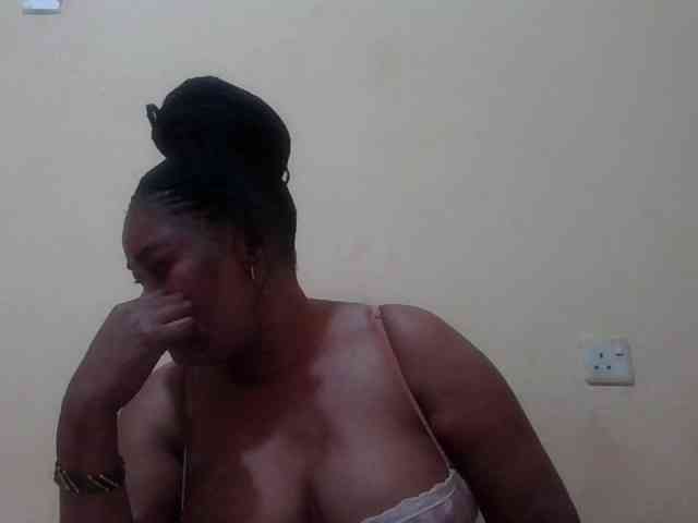 Sexydove webcam