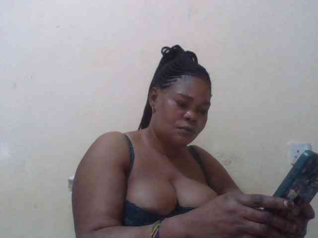 Sexydove webcam