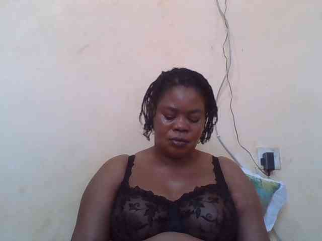 Sexydove webcam