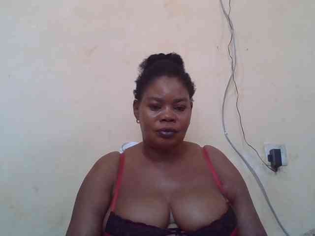 Sexydove webcam