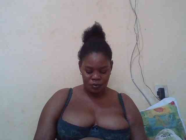 Sexydove webcam