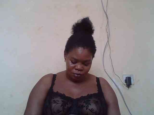 Sexydove webcam