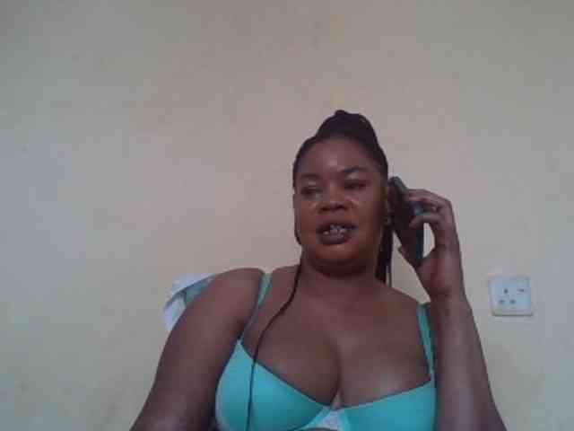 Sexydove Live Webcam on BongaCams
