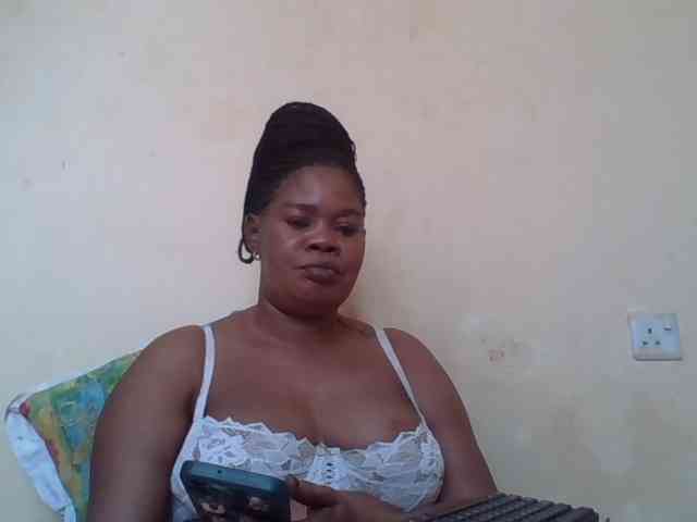 Sexydove webcam