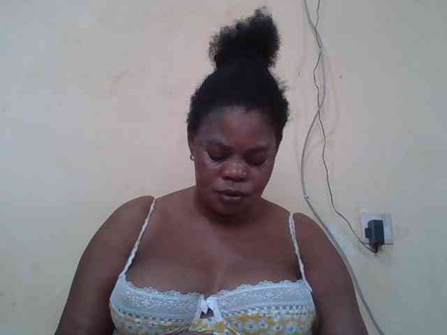 Sexydove webcam