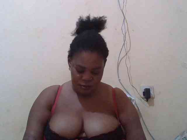 Sexydove webcam