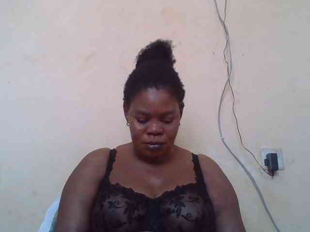 Sexydove webcam