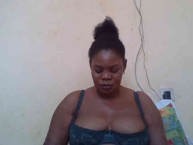 Sexydove webcam