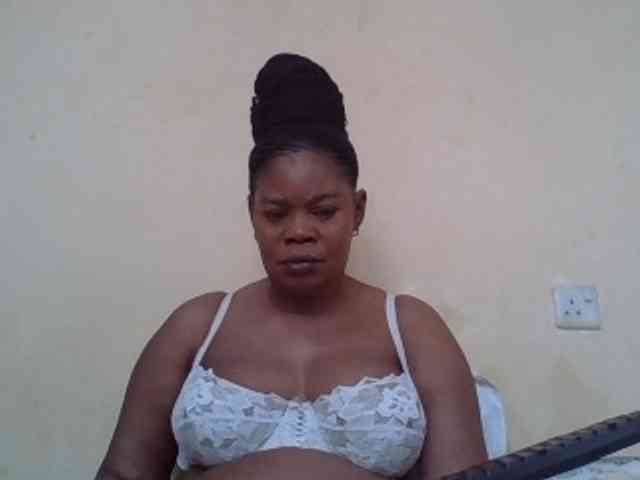 Sexydove webcam