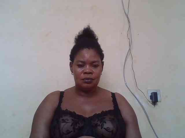 Sexydove webcam