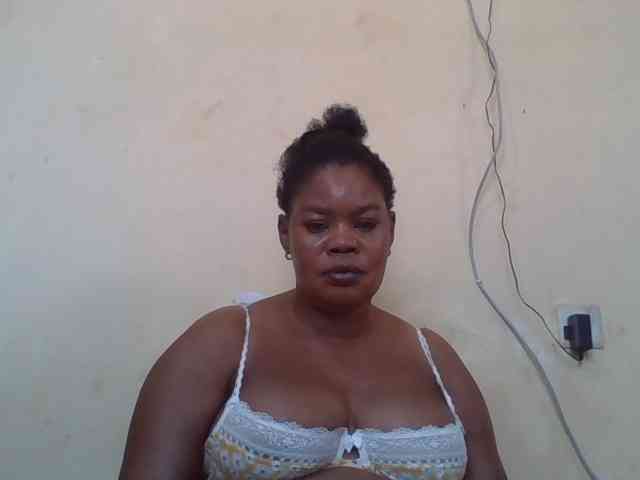 Sexydove webcam