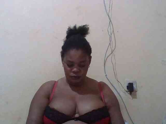 Sexydove webcam