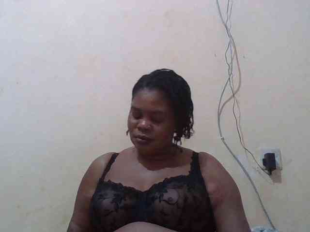 Sexydove webcam