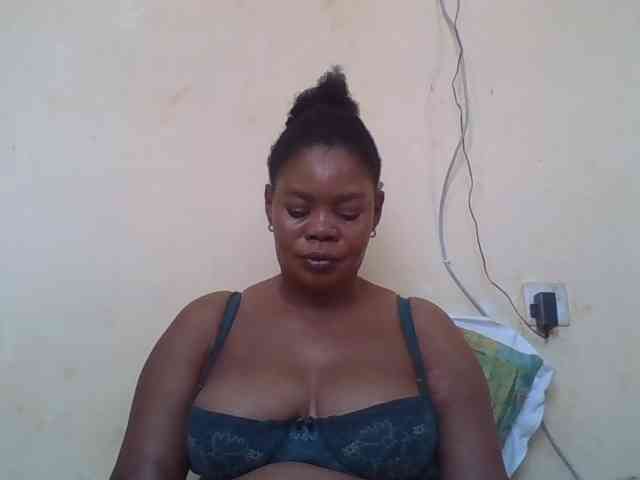 Sexydove webcam