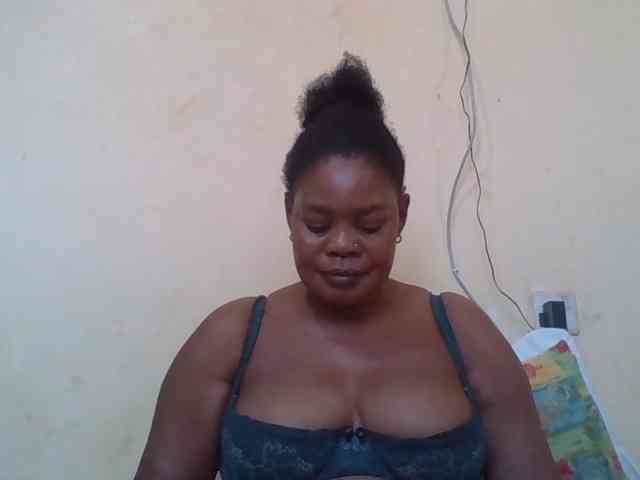 Sexydove webcam