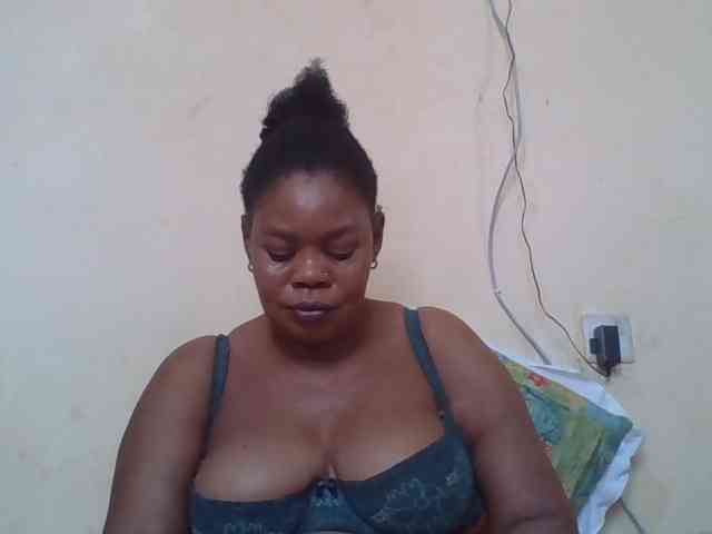 Sexydove webcam
