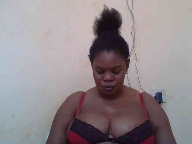 Sexydove webcam