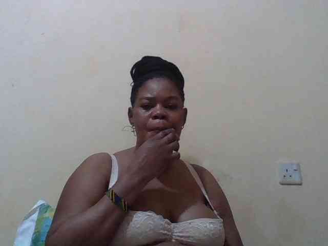 Sexydove webcam