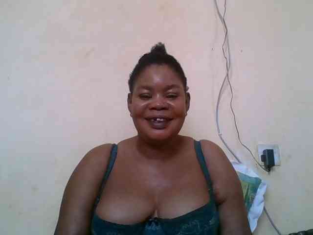Sexydove webcam