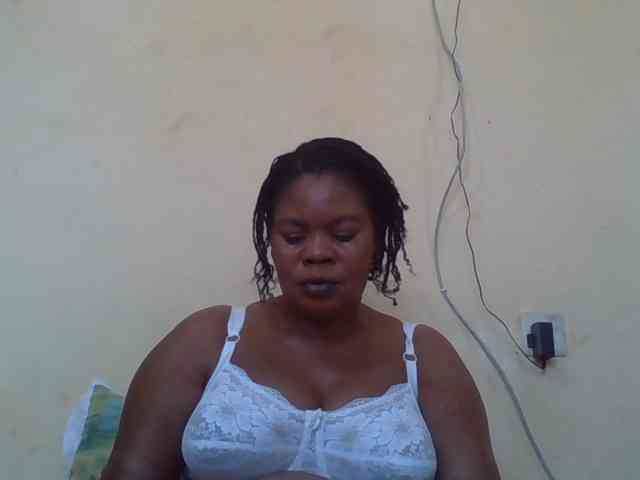 Sexydove webcam