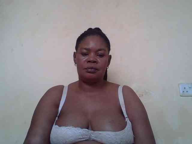 Sexydove webcam