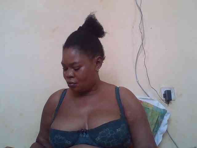 Sexydove webcam