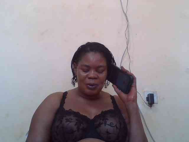 Sexydove webcam