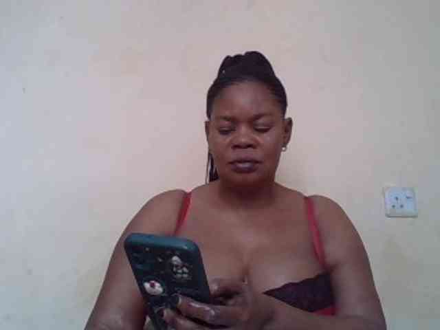 Sexydove webcam