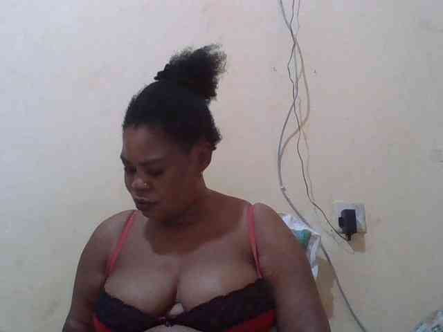 Sexydove webcam
