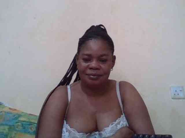 Sexydove webcam