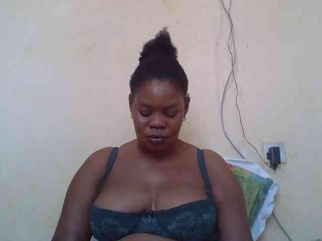 Sexydove webcam