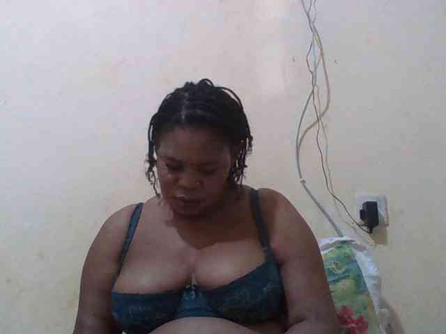 Sexydove webcam