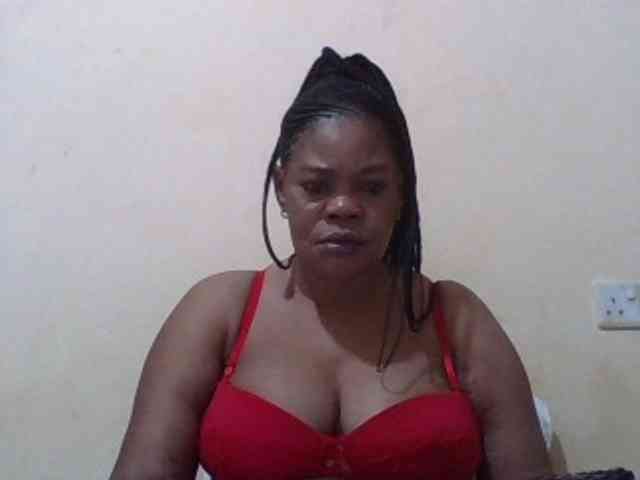 Sexydove webcam