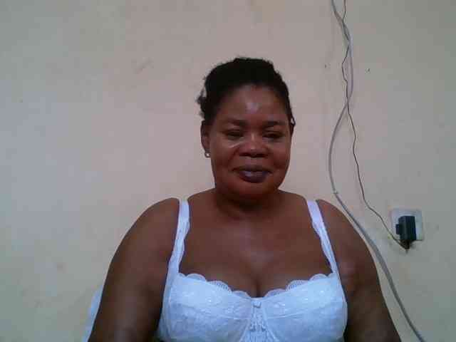 Sexydove webcam