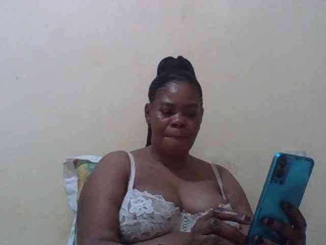 Sexydove webcam