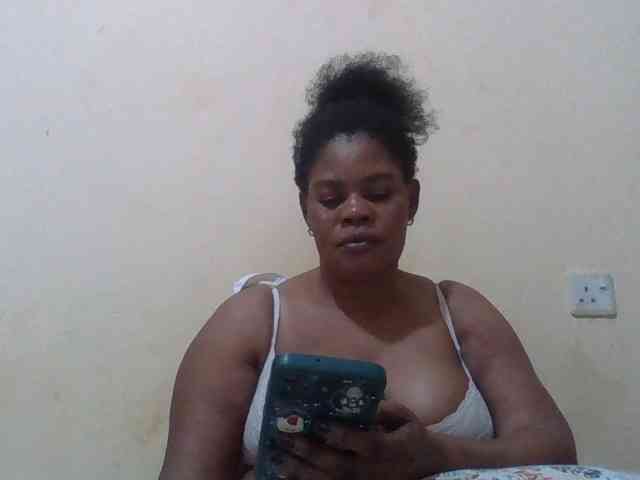 Sexydove webcam