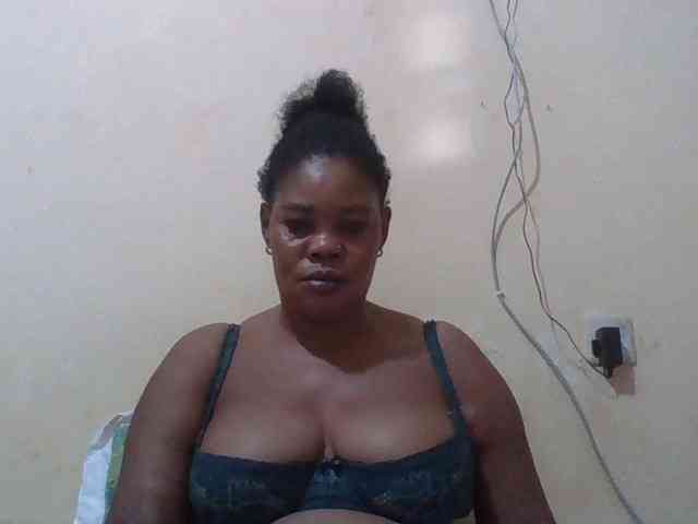 Sexydove webcam