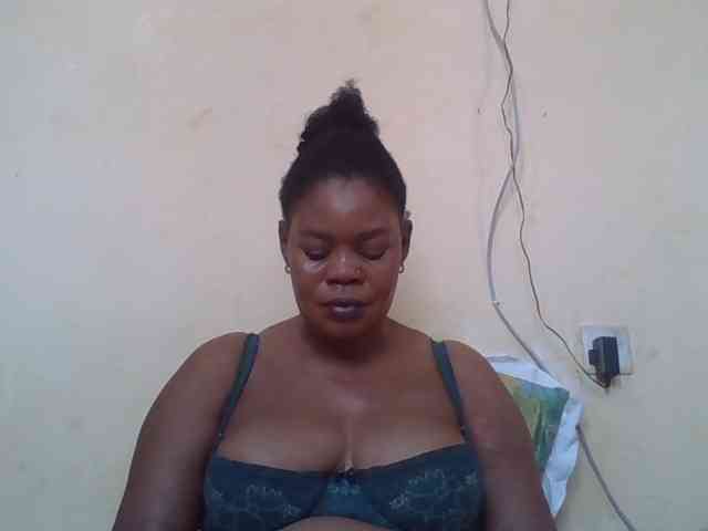 Sexydove webcam