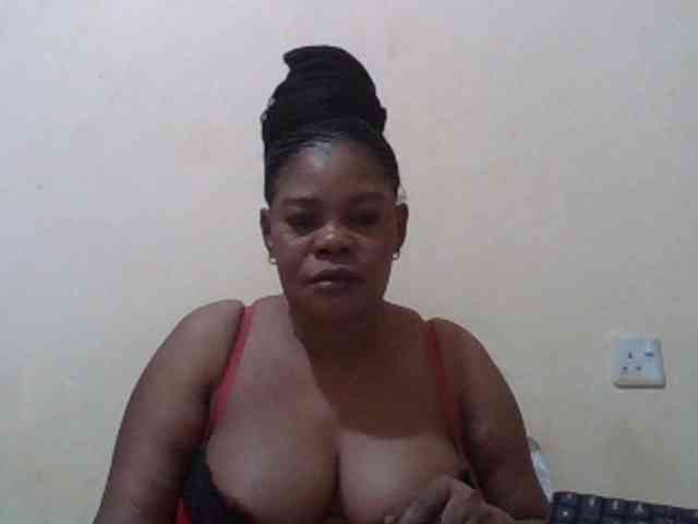Sexydove webcam