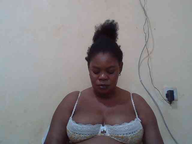 Sexydove webcam